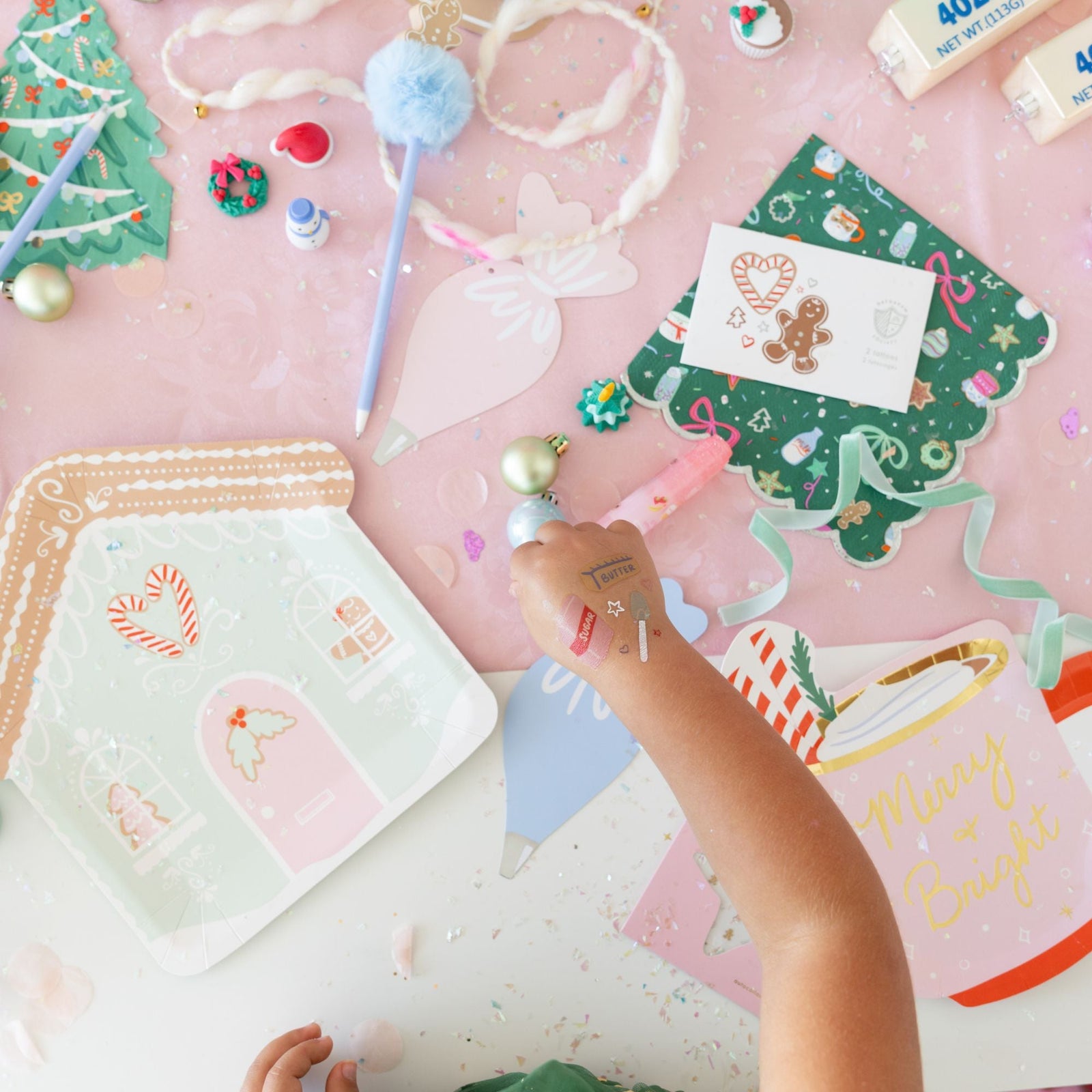 Baking Spirits Bright Mint Gingerbread House Large Plates, Daydream Society