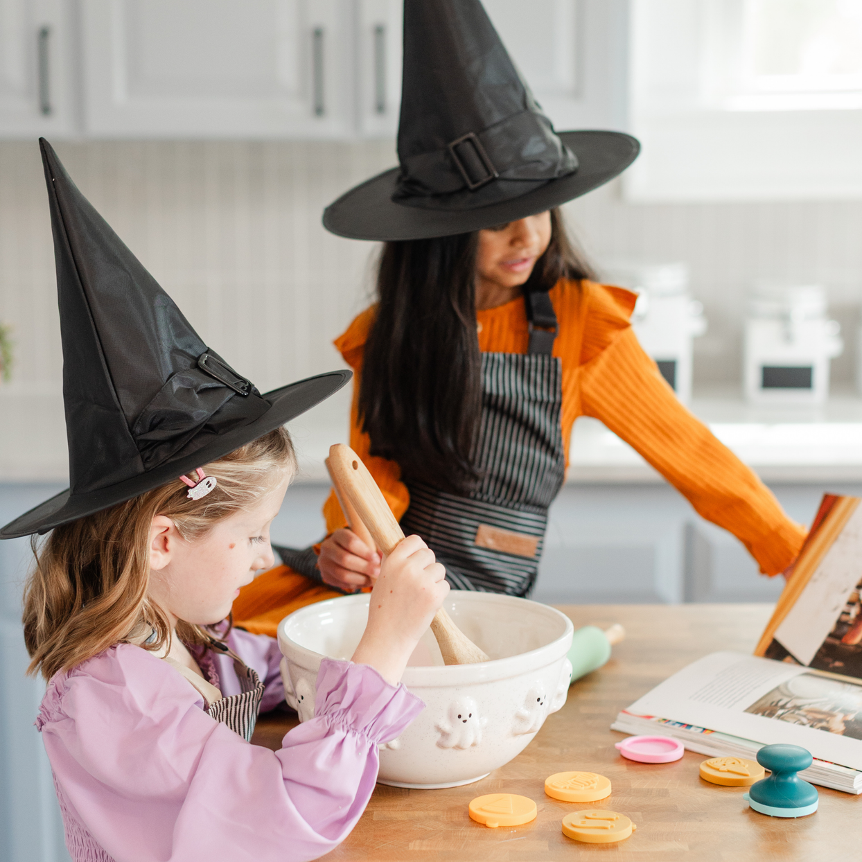 Trick or Treat Street  Baking Set, Daydream Society